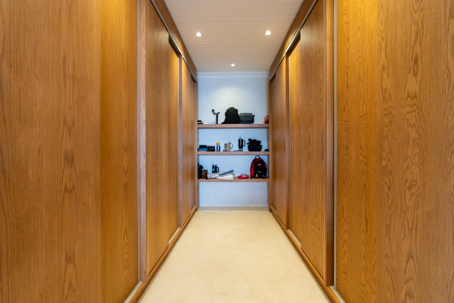 5 Bedroom Property for Sale in Van Riebeeckstrand Western Cape